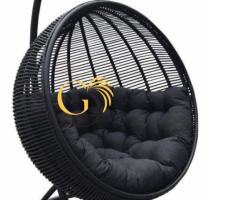 SWINGING CHAIR